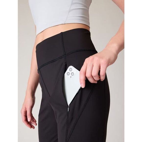 Athleta 488459002 Women's Sz XL Black Rainier Mid-Rise Jogger Pants - Picture 13 of 13